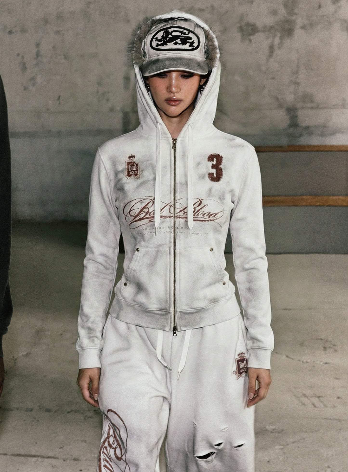 Royal Classic Distressed Zip-Up Hoodie - White