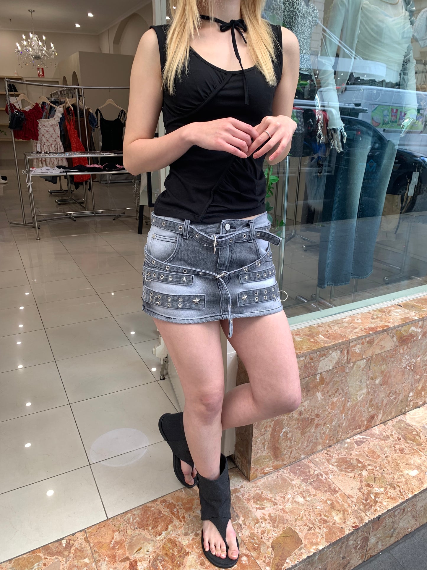 Shirring sleeveless top