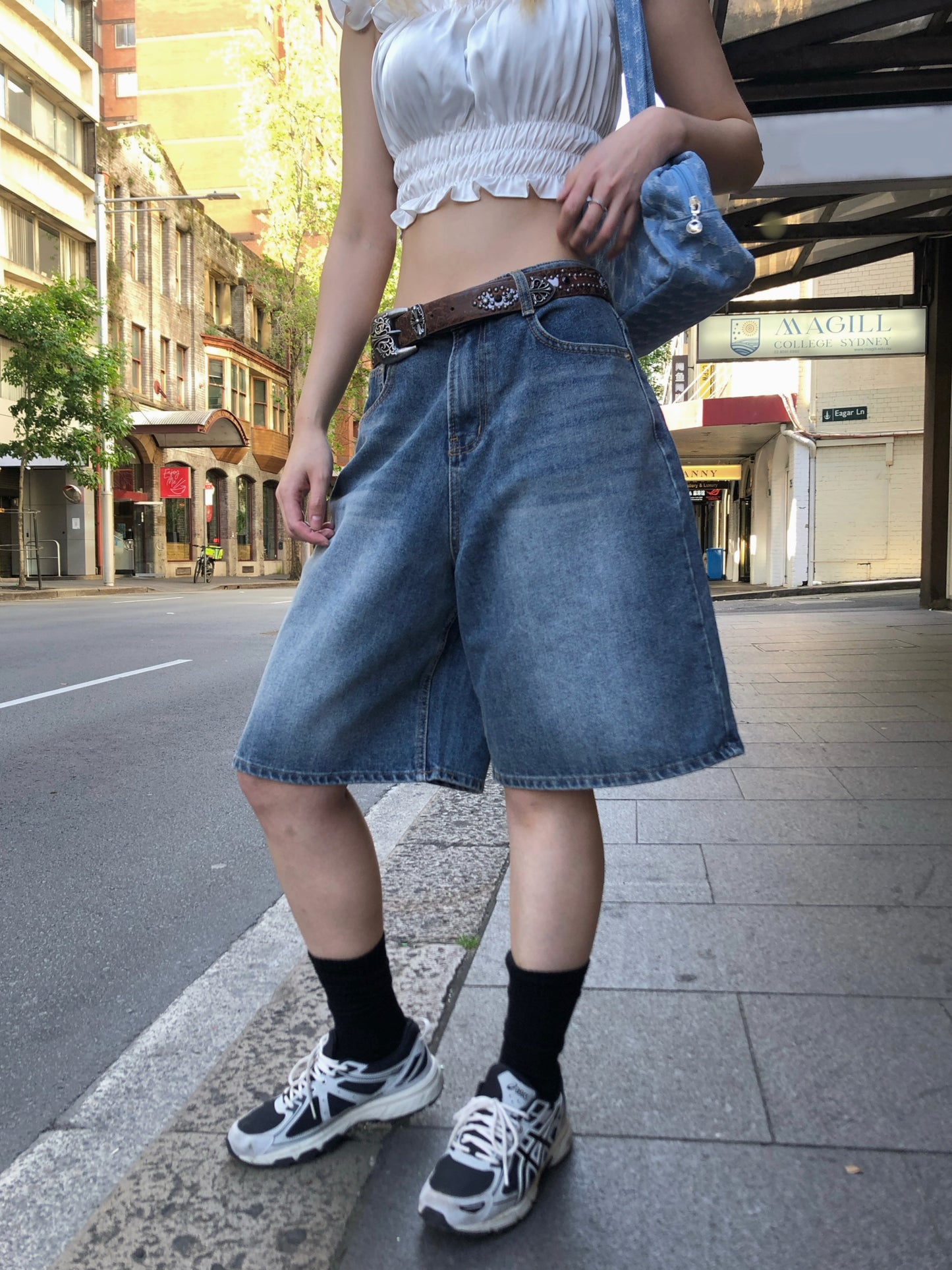 Old vintage bermuda jeans