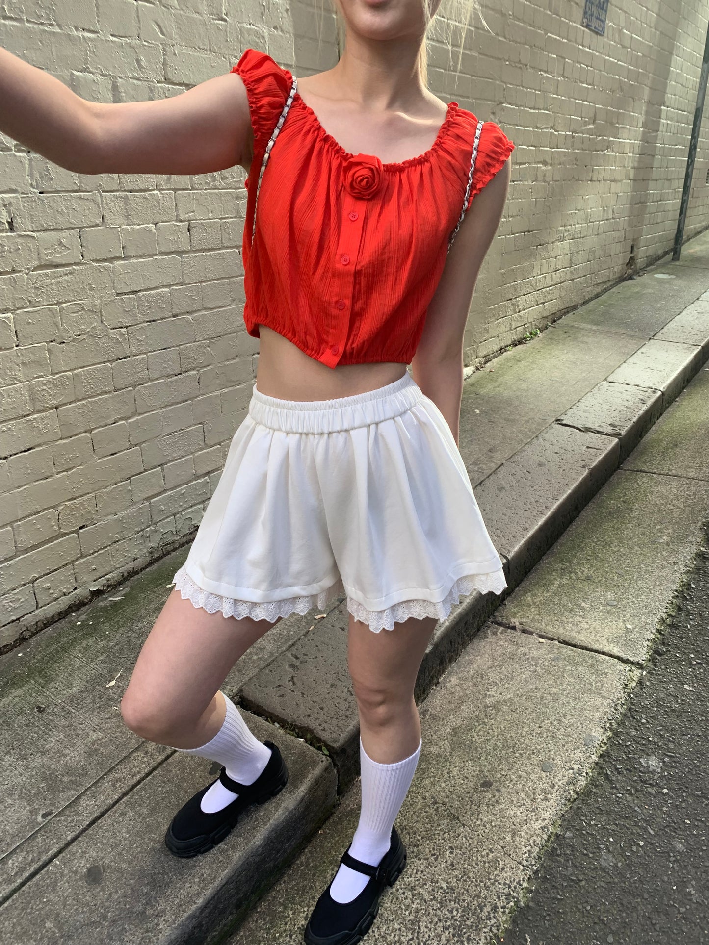 Rose corsage blouse