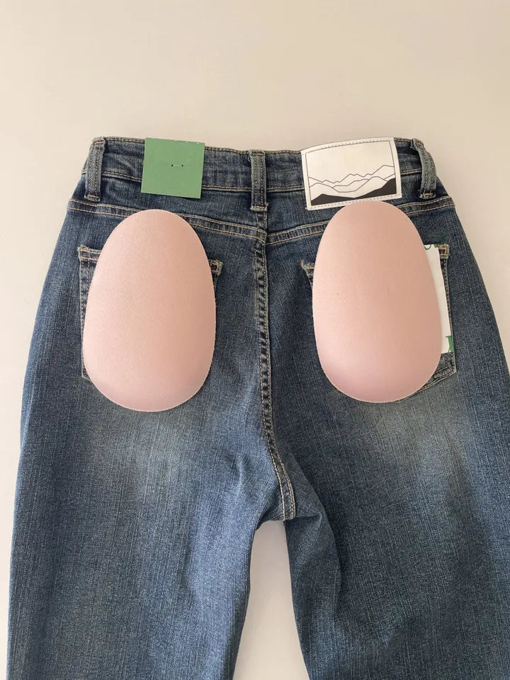 Butt-lifting bootcut jeans