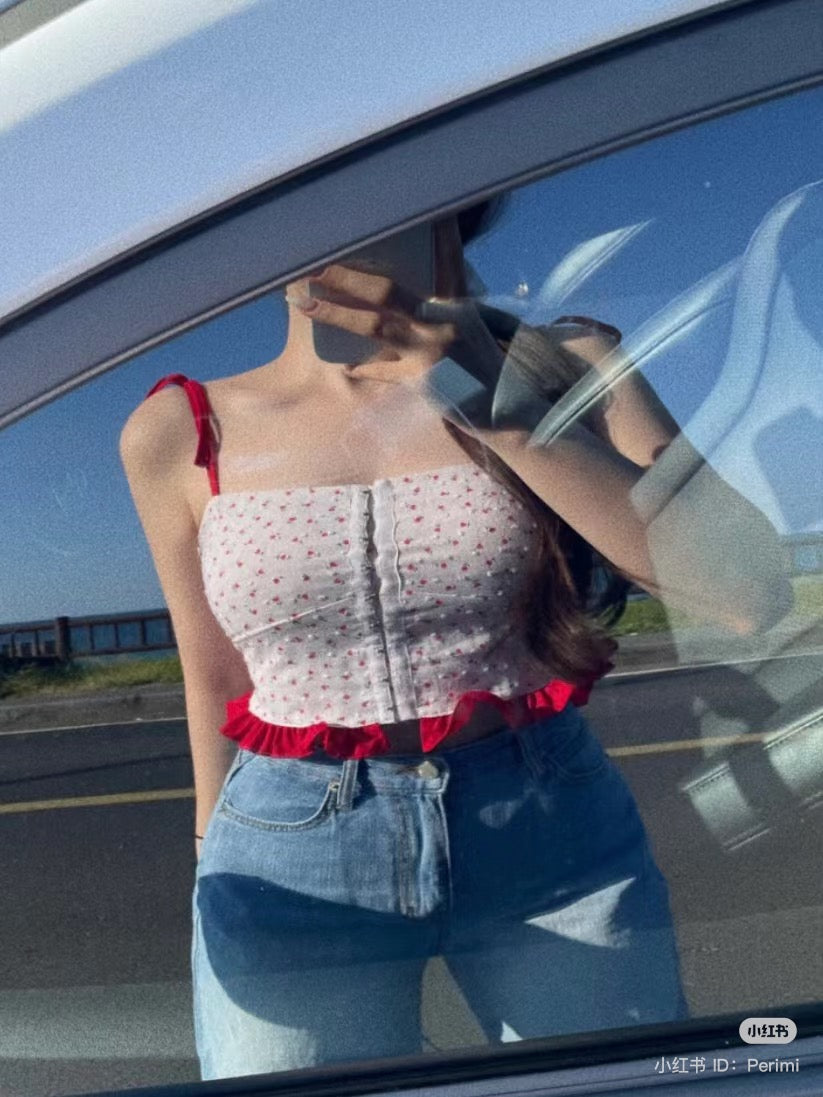 Jennie sleeveless top