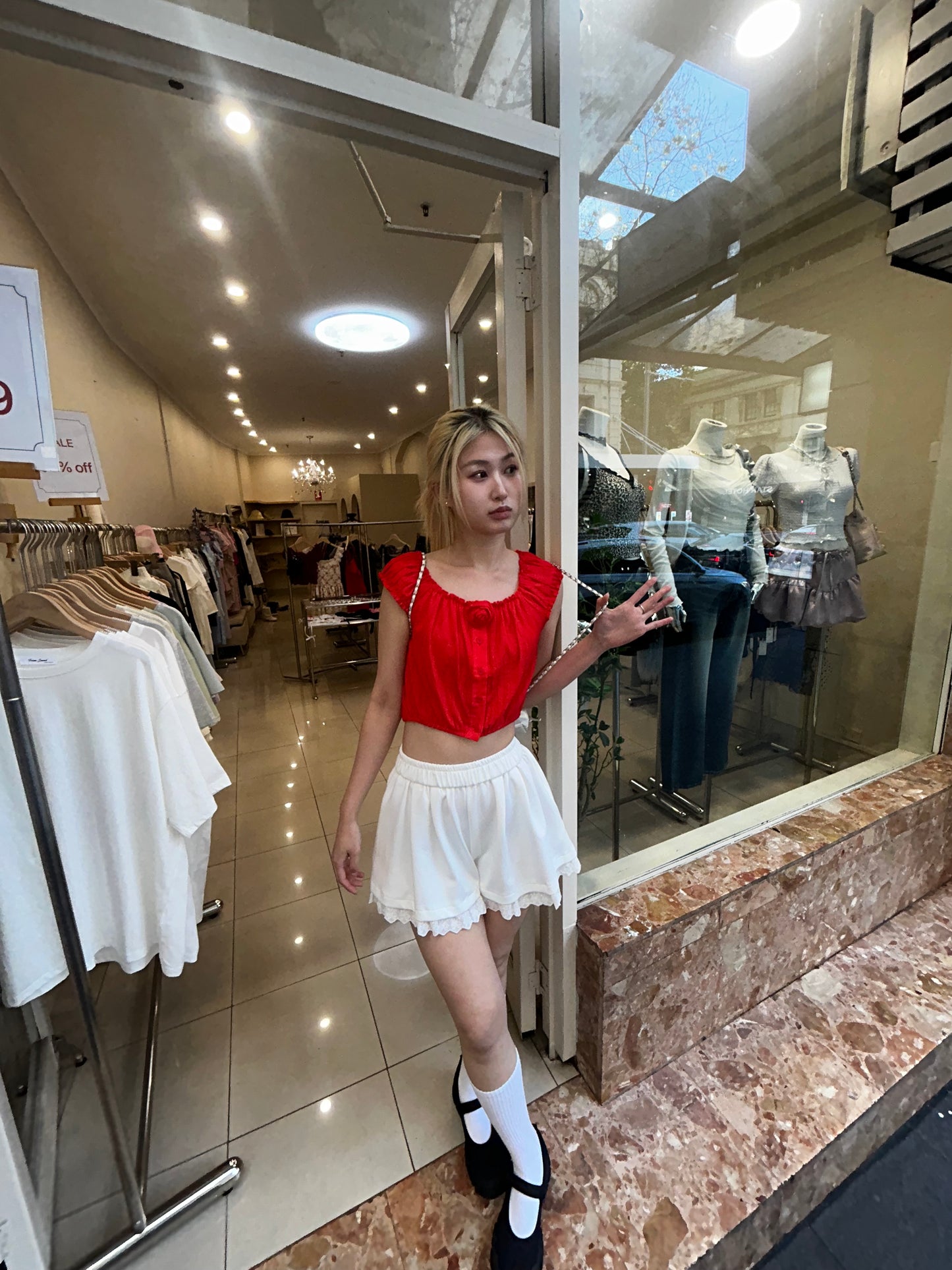 Rose corsage blouse