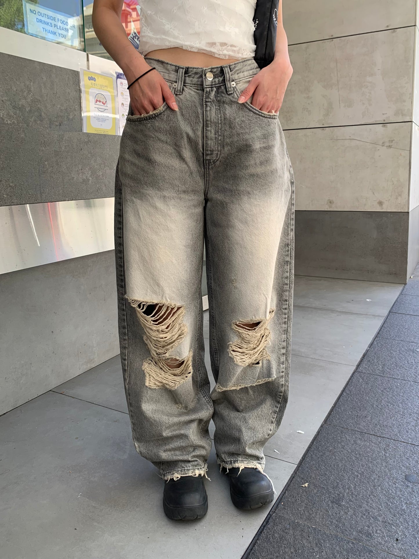 Light gray ripped jeans