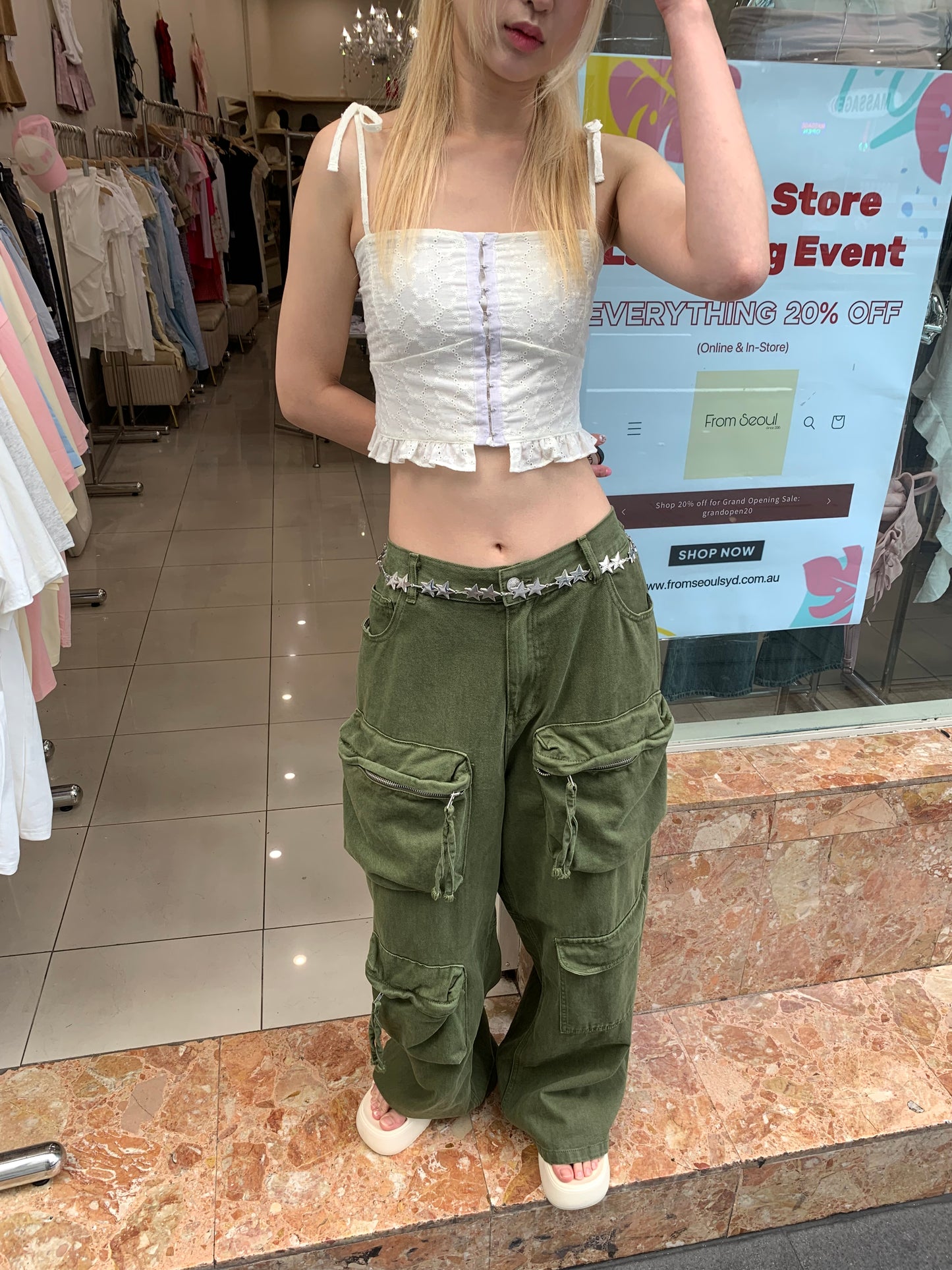 Pocket details pants