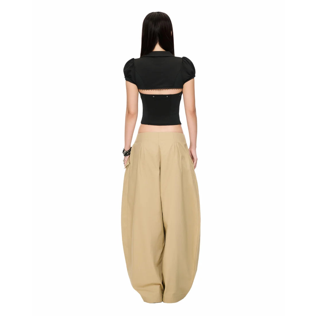 IUE STUDIO XINXIN IN BLACK TOP
