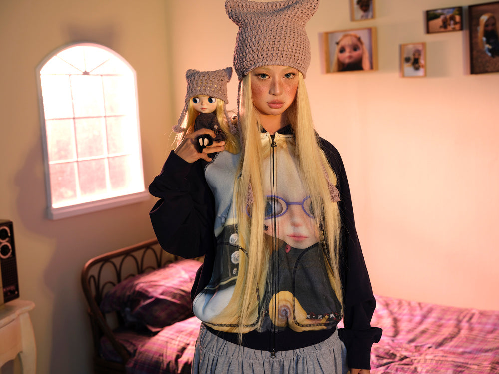 COYSEIO X BLYTHE GRAPHIC ZIP-UP HOODIE NAVY