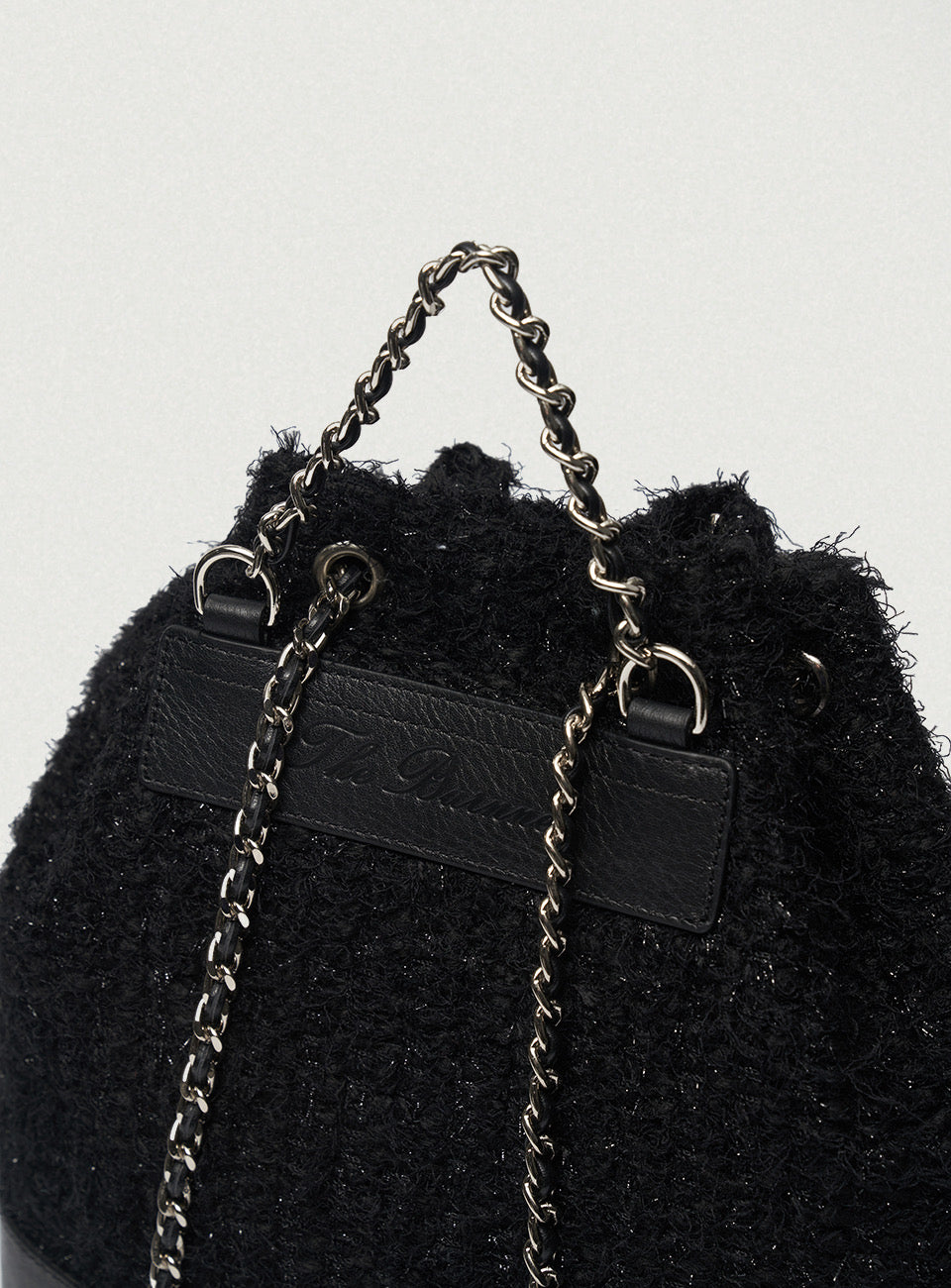 THEBARNNET TWEED DRAWSTRING CHAIN BACKPACK BLACK