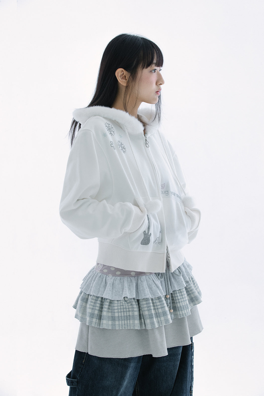 HUGYOURSKIN HOTFIX FUR HOODIE ZIP UP WHITE [HAEWON,YENA WEARS]