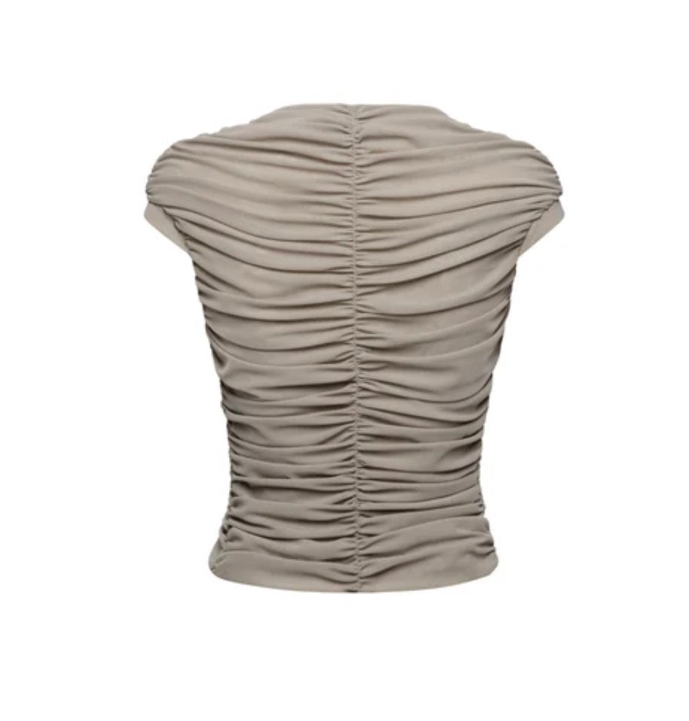IUE STUDIO RUCHE WAVY TOP