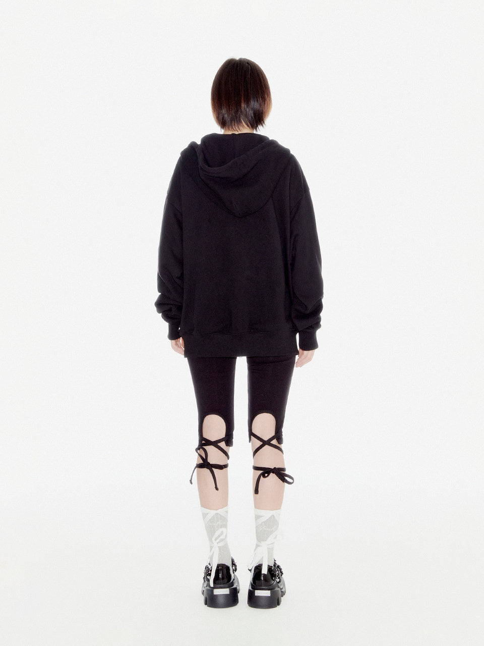 YOUHEE RIBBON HOOD ZIP-UP BLACK [JENNIE WEARS]