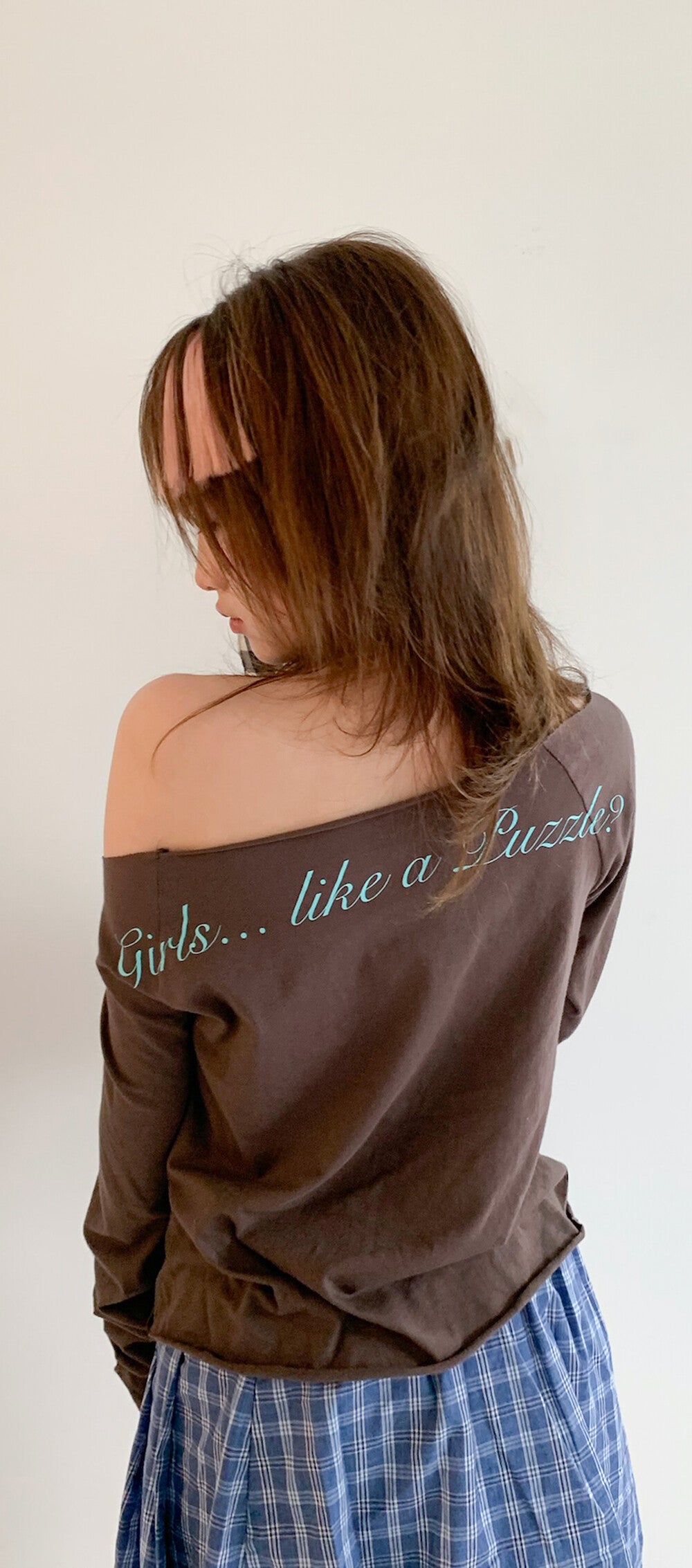 FAERIE CROSS HEART CUT OFF T SHIRT CREAM/PINK/BROWN [ILLIT WEARS]