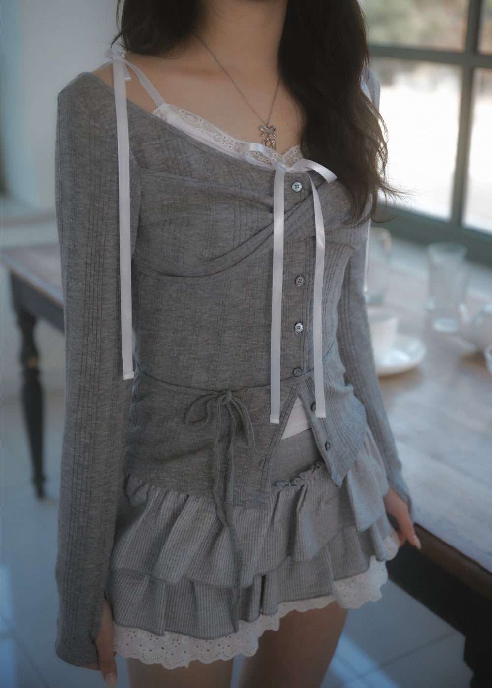 NEWALRIN ROSIE TWIST BOTTON TOP GREY/WHITE/BLACK/PINK