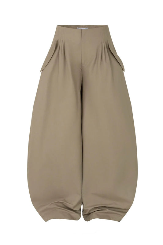 IUE STUDIO CROISSANT BAGGY PANTS