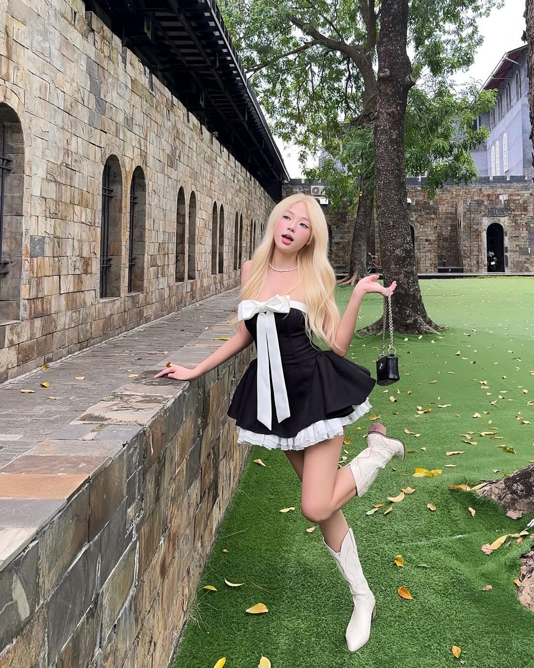 LANECI BUNNY DRESS BLACK