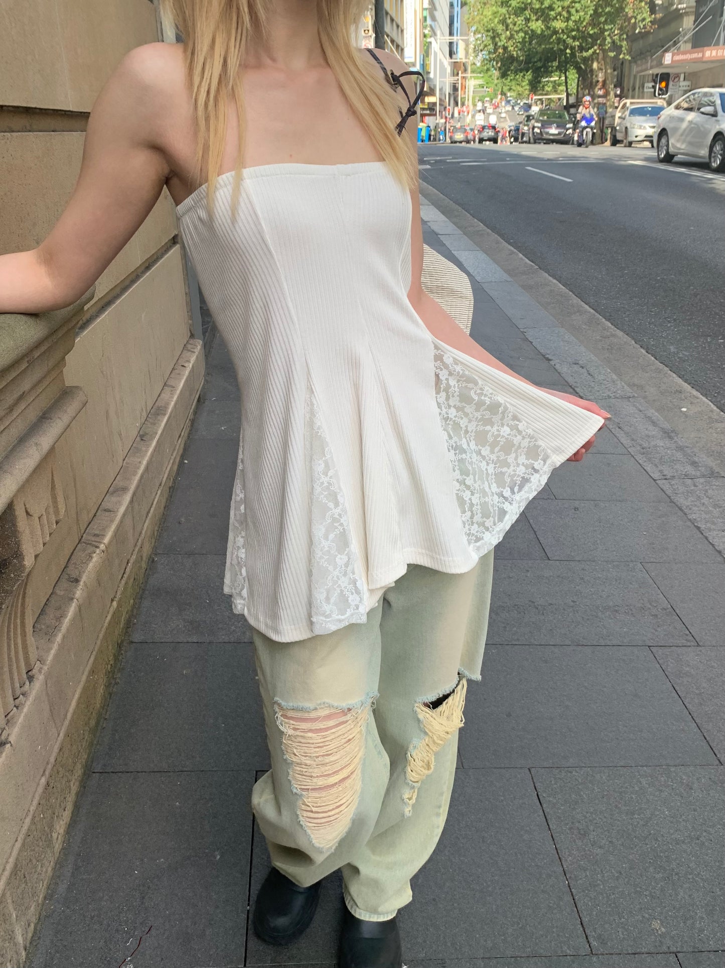3630 Yellow ripped wide jeans