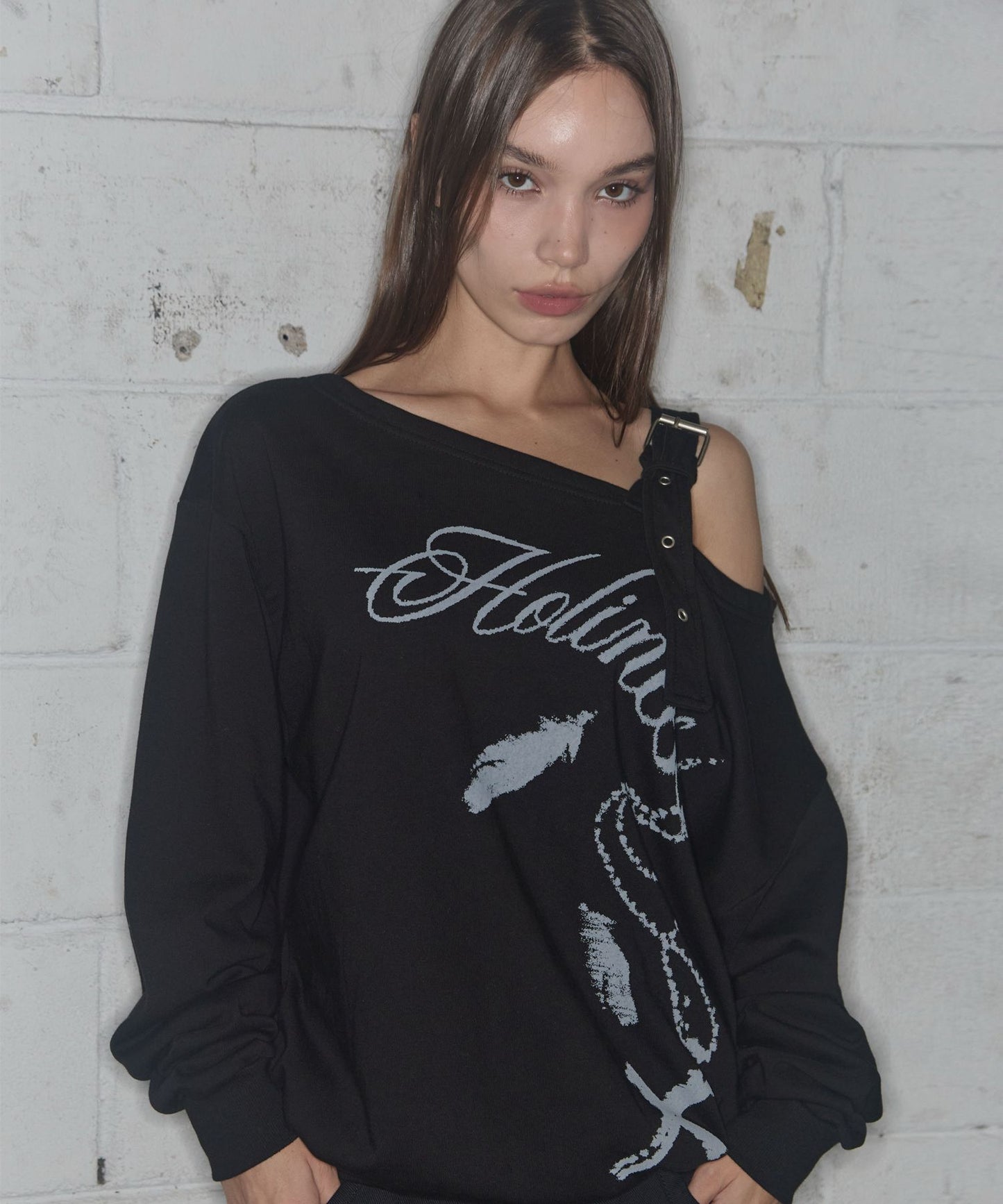 FANCYCLUB ONE SHOULDER BUCKLE SWEATSHIRT BLACK