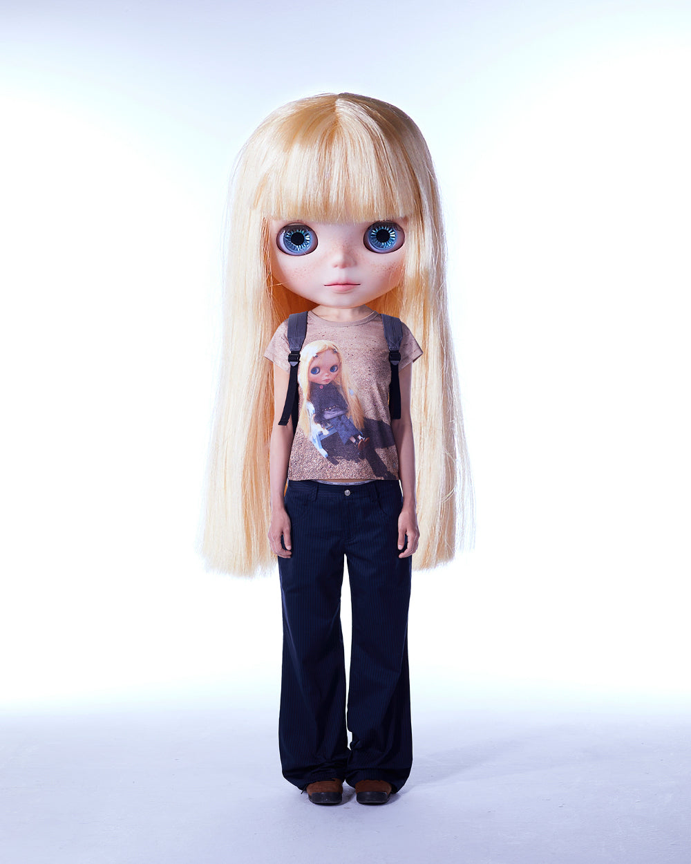 COYSEIO X BLYTHE SCENIC GRAPHIC T-SHIRT ASH BROWN