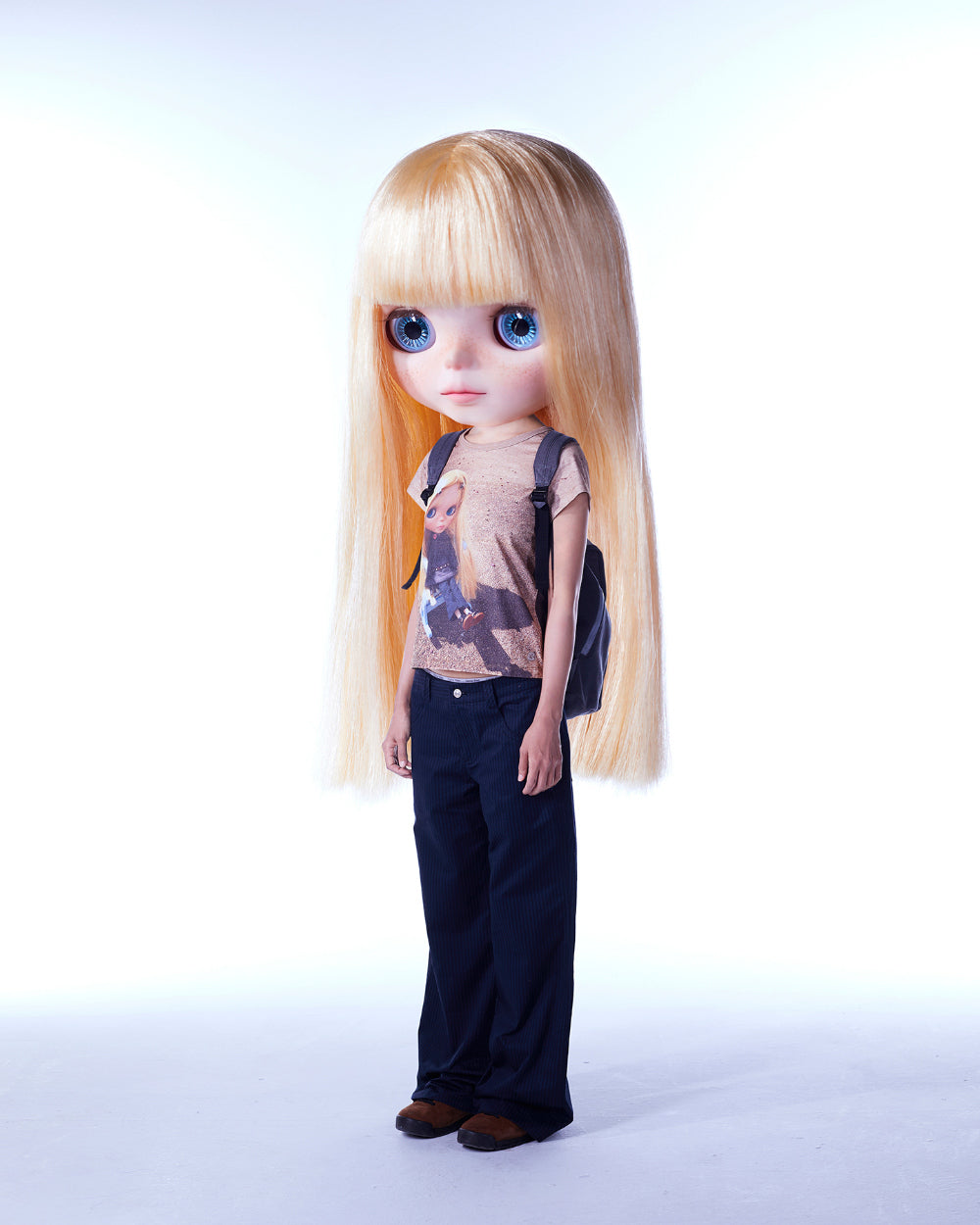 COYSEIO X BLYTHE SCENIC GRAPHIC T-SHIRT ASH BROWN