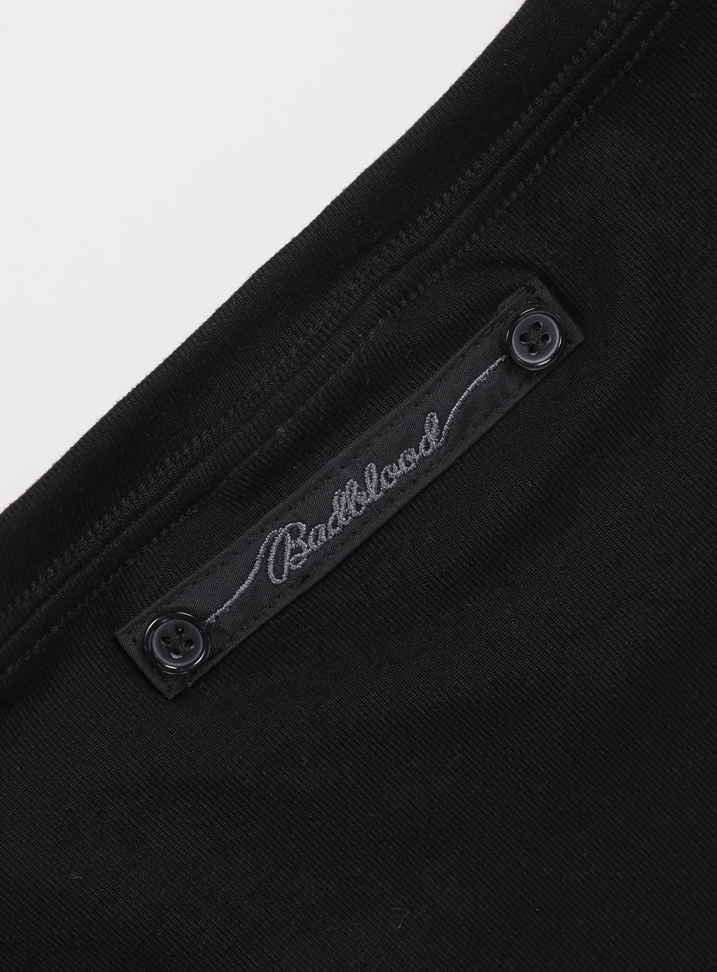 Oval Logo T-Shirt Black
