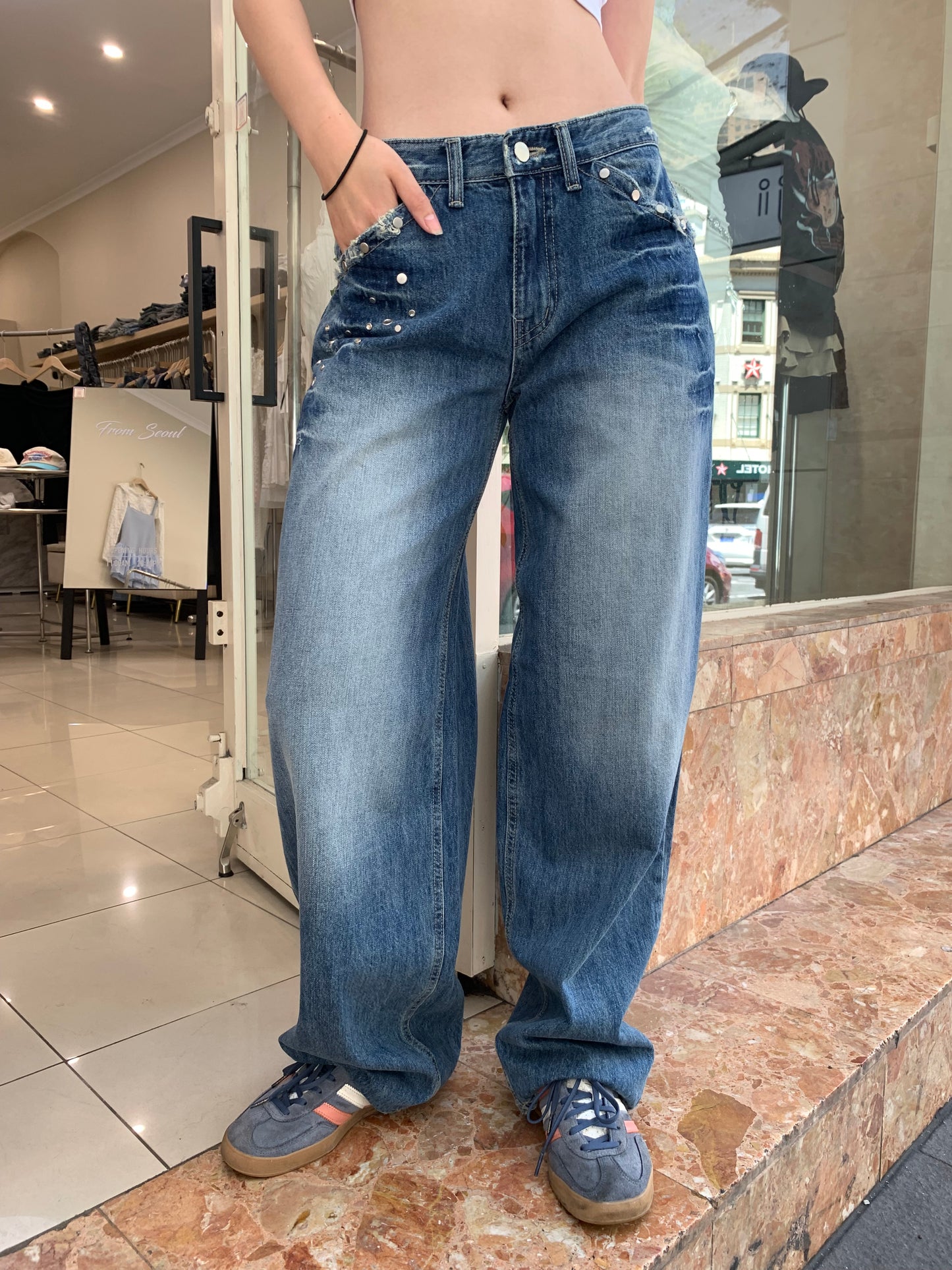 Stud details jeans