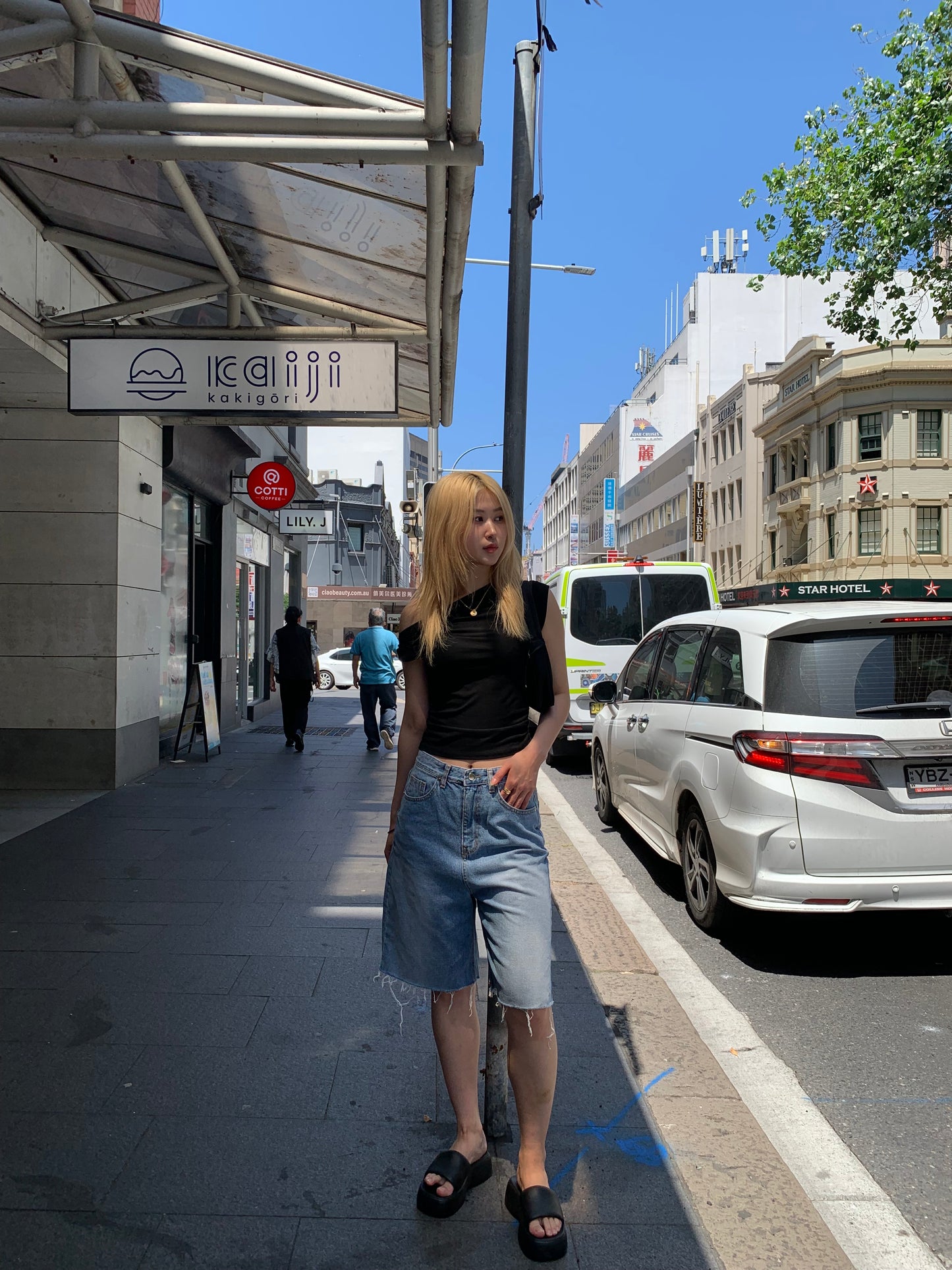 Asymmetrical neck top