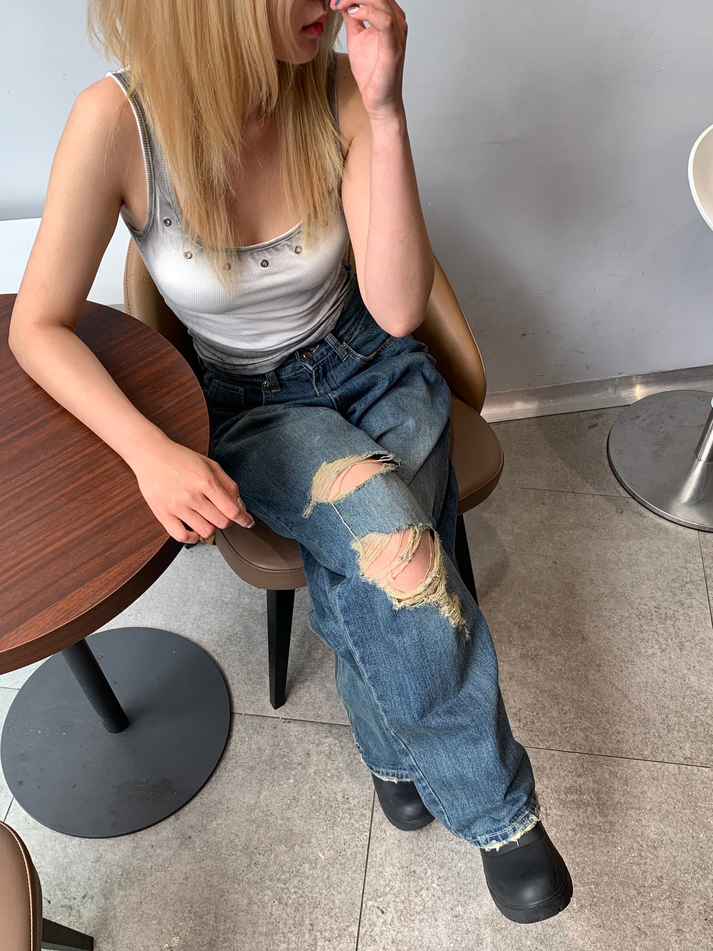 Vintage blue ripped jeans
