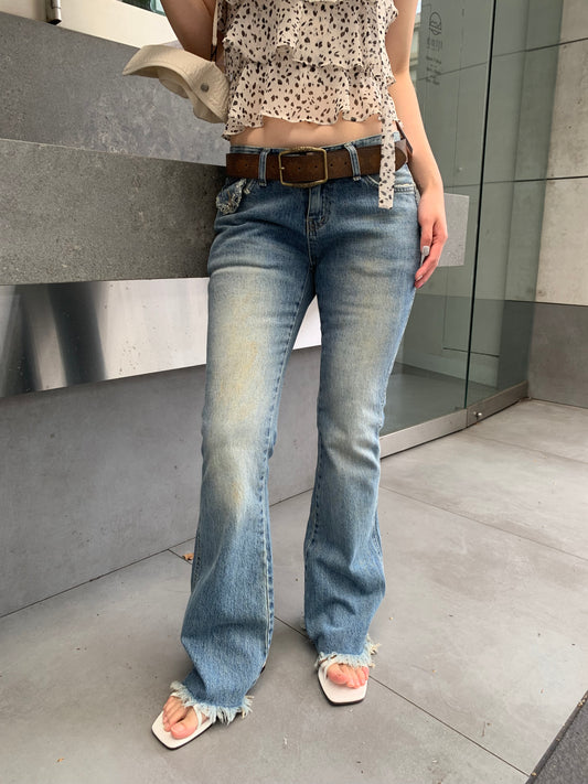 Back pocket low-waist jeans