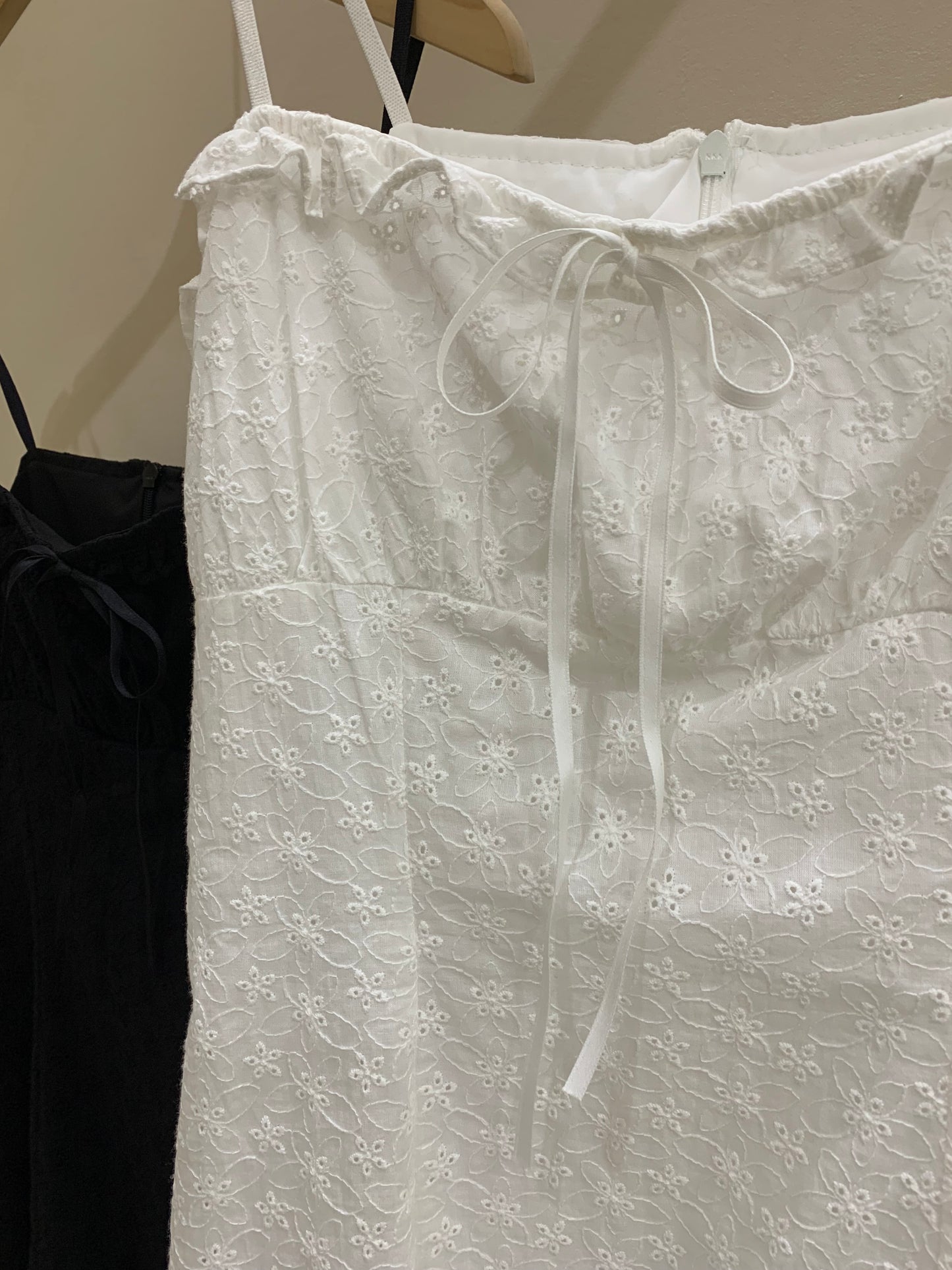 Embroidery frill dress